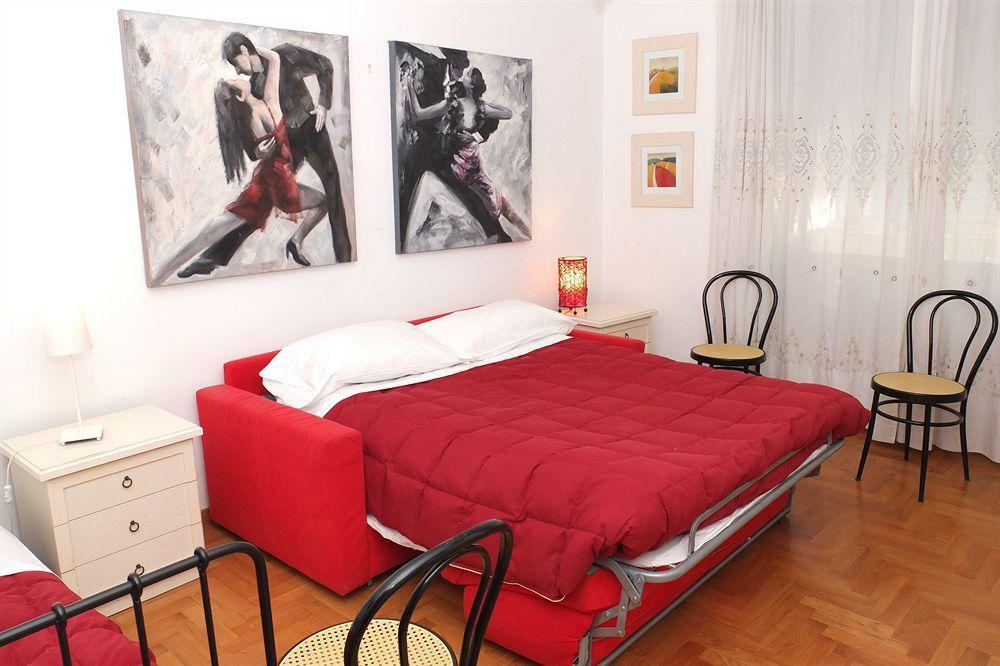 B&B A Room For Holiday Рим Екстериор снимка