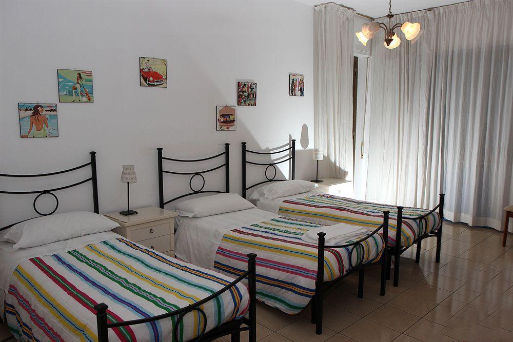 B&B A Room For Holiday Рим Екстериор снимка